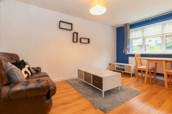 1 Bedroom Flat To Rent In Richard Lighton House, Parade, B1