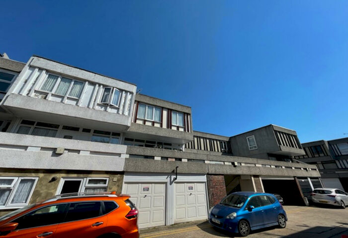 3 Bedroom Terraced House To Rent In Hartslock Drive, London, SE2