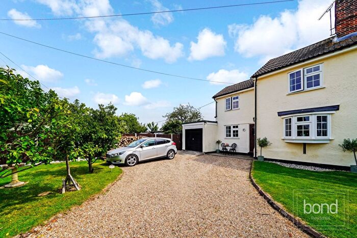2 Bedroom Cottage For Sale In Hulls Lane, Sandon, Chelmsford, CM2