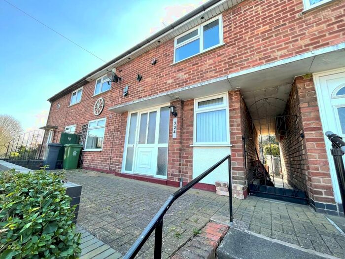 3 Bedroom House To Rent In Beaumont Leys Lane, Leicester, LE4