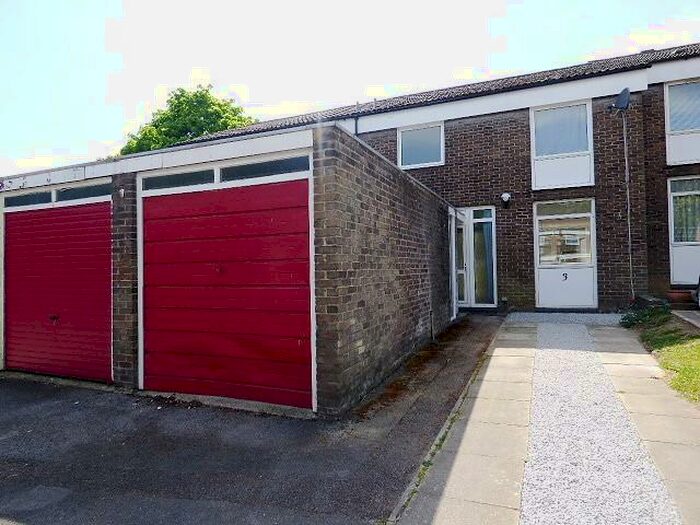 3 Bedroom Terraced House To Rent In Mansbridge, SO18