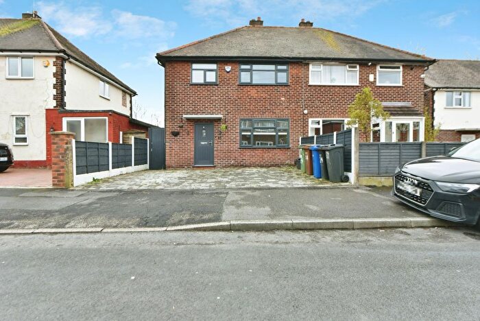 3 Bedroom Semi Detached House For Sale In Woodstock Road, Woodley, Stockport, Greater Manchester, SK6