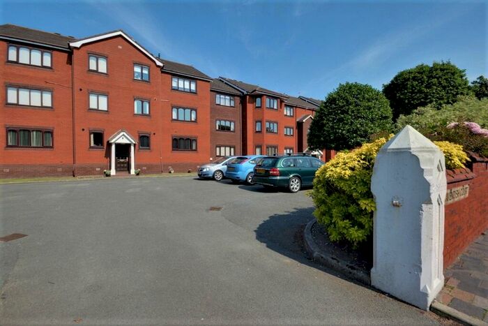 2 Bedroom Apartment To Rent In Park Avenue, Southport, Merseyside, PR9