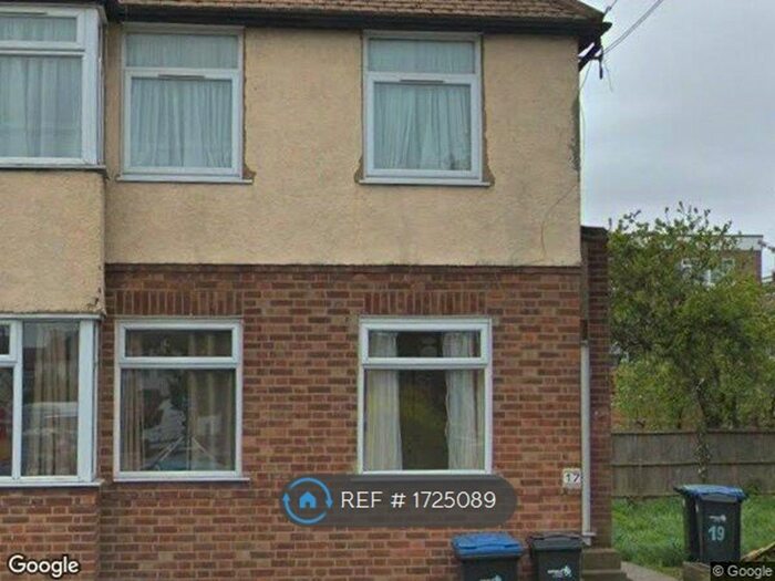 2 Bedroom Semi-Detached House To Rent In Stainton Road, Enfield, EN3