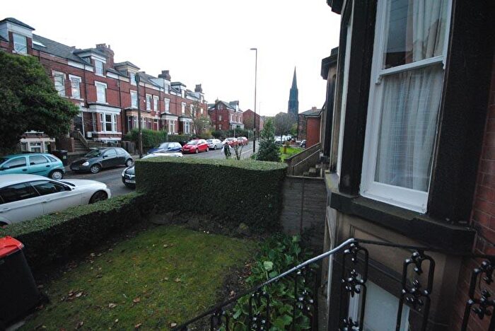 7 Bedroom House To Rent In St Michaels Road, Leeds, LS6