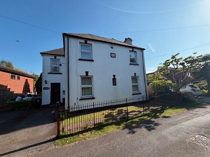 4 Bedroom Property To Rent In Brook Lane, Snodland, ME6