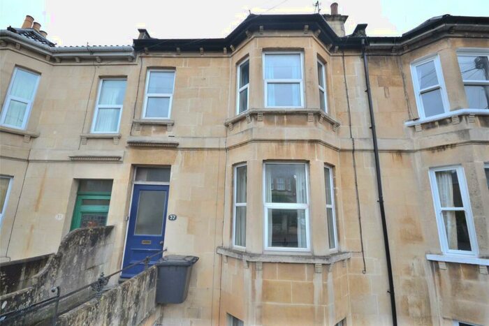 5 Bedroom Terraced House To Rent In Newbridge Hill, Bath, Somerset, BA1