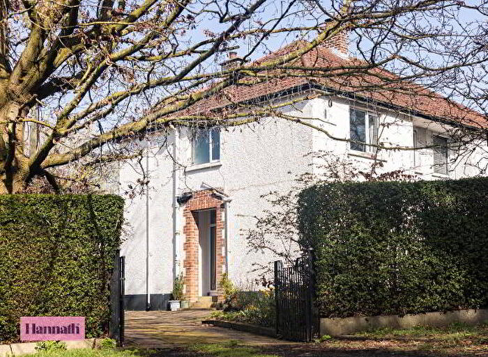 3 Bedroom Semi-Detached House For Sale In Killycomain Road, Craigavon, BT63