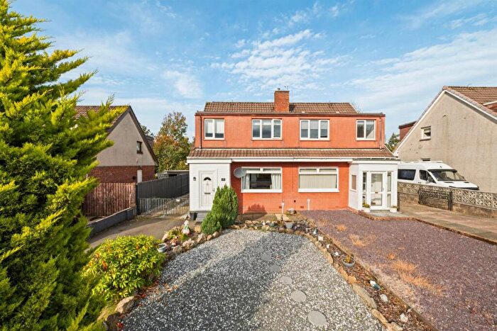 3 Bedroom Semi-Detached House For Sale In Kepscaith Road, Whitburn, EH47