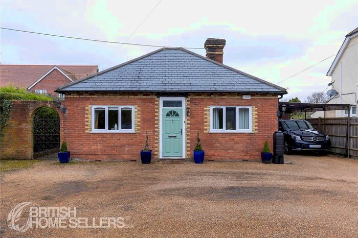 4 Bedroom Bungalow For Sale In Maidstone Road, Staplehurst, Tonbridge, Kent, TN12