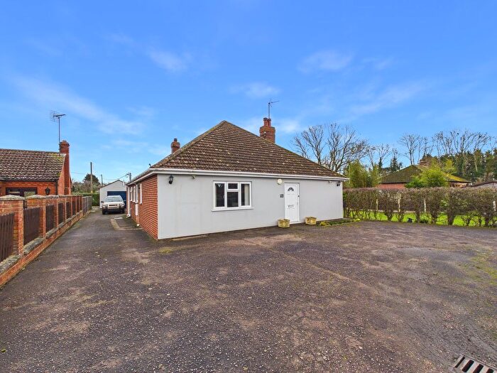 4 Bedroom Detached Bungalow For Sale In Low Road, Stow Bridge, King's Lynn, PE34