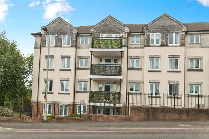 1 Bedroom Retirement Property For Sale In West Street, Axminster, EX13