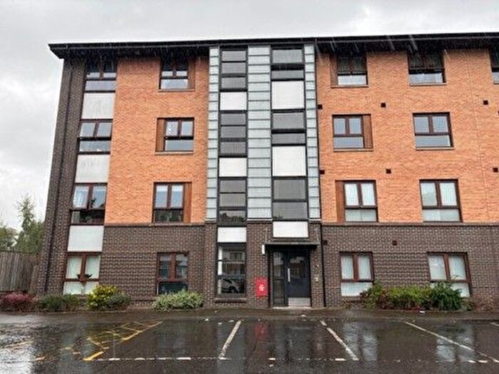 2 Bedroom Flat To Rent In Tantallon Road, Glasgow, G41