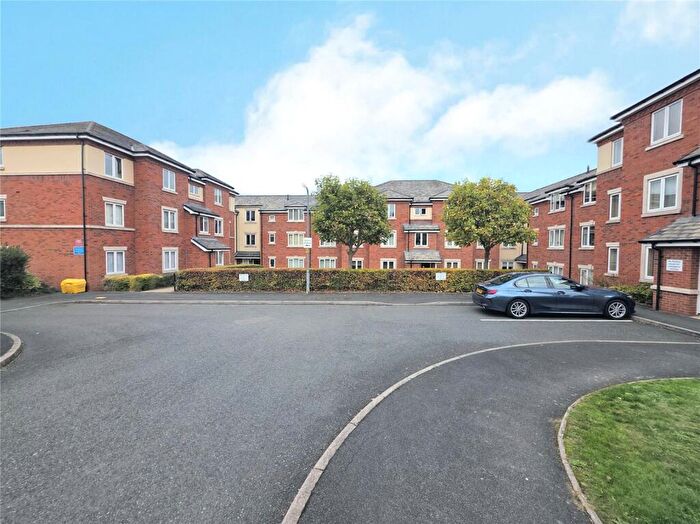 2 Bedroom Apartment To Rent In Stratford Gardens, Bromsgrove, B60