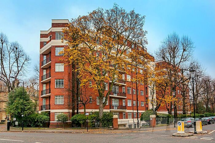 3 Bedroom Flat To Rent In Holland Villas Road, Holland Park, W14