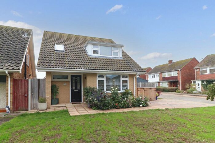 3 Bedroom Detached House For Sale In Sherwood Road, Birchington, Kent, CT7