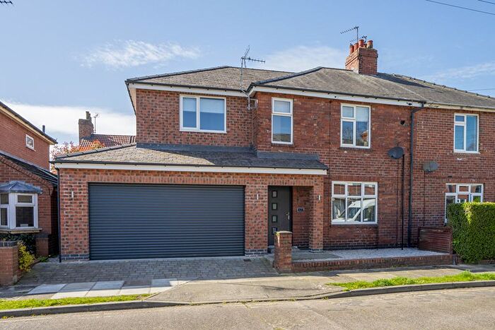 4 Bedroom Semi Detached House For Sale In Glen Avenue, York, YO31