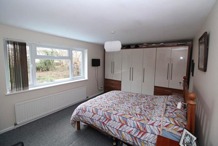 3 Bedroom Semi-Detached House For Sale In Winthrop Road, Bury St. Edmunds, IP33