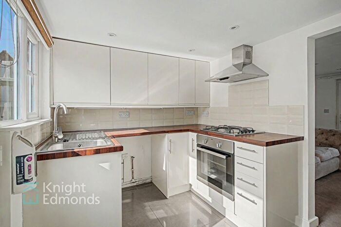 2 Bedroom Cottage To Rent In Crane Lane, Cranbrook, TN17