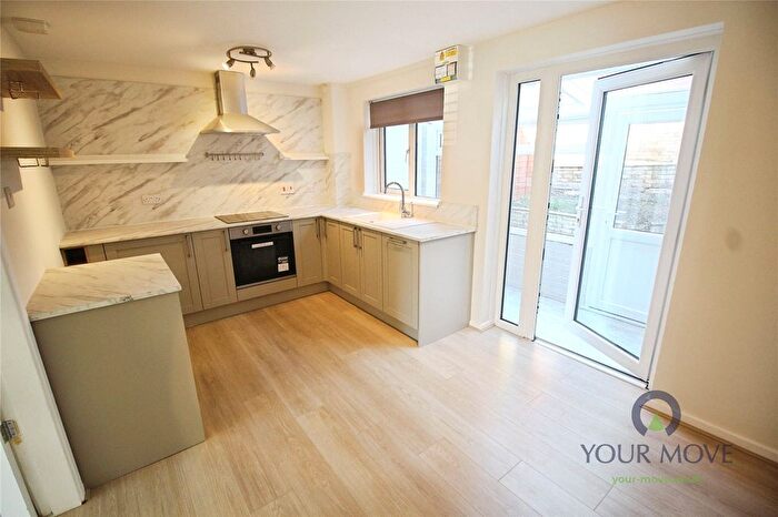 2 Bedroom End Of Terrace House For Sale In Worcester Road, Bromsgrove, Worcestershire, B61