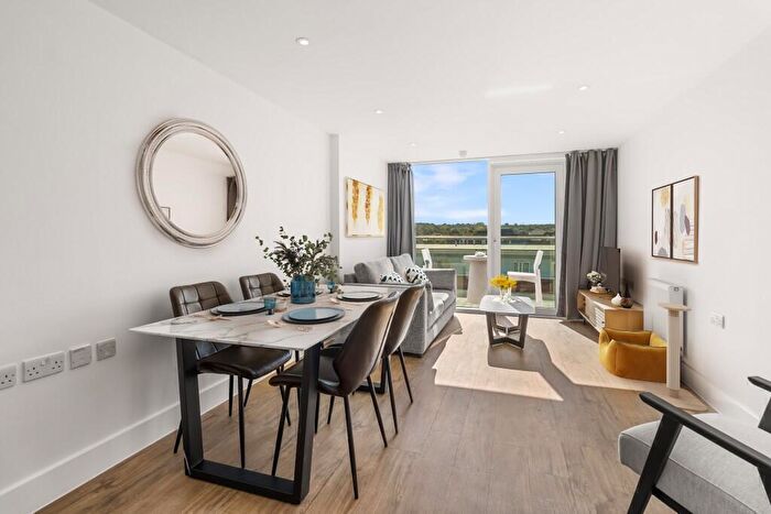 2 Bedroom Apartment To Rent In Station Approach, Epsom, Surrey, KT19