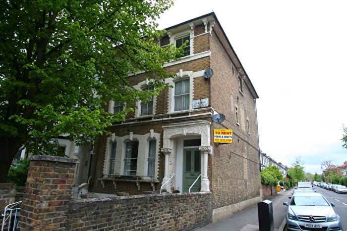 Studio To Rent In Evering Road, Stoke Newington, London, N16