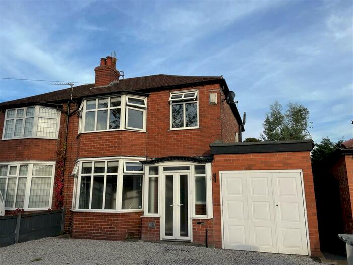 3 Bedroom Semi-Detached House To Rent In Ledbury Avenue, Urmston, Manchester, M41