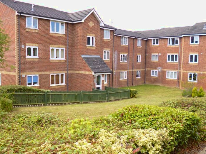 1 Bedroom Flat To Rent In Chiswell Court, Sandown Road, Watford, WD24