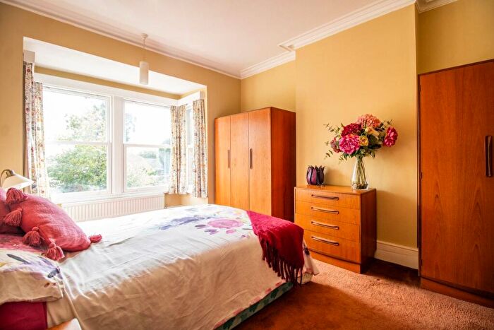 3 Bedroom Terraced House For Sale In Newmarket Road, Cambridge, CB5