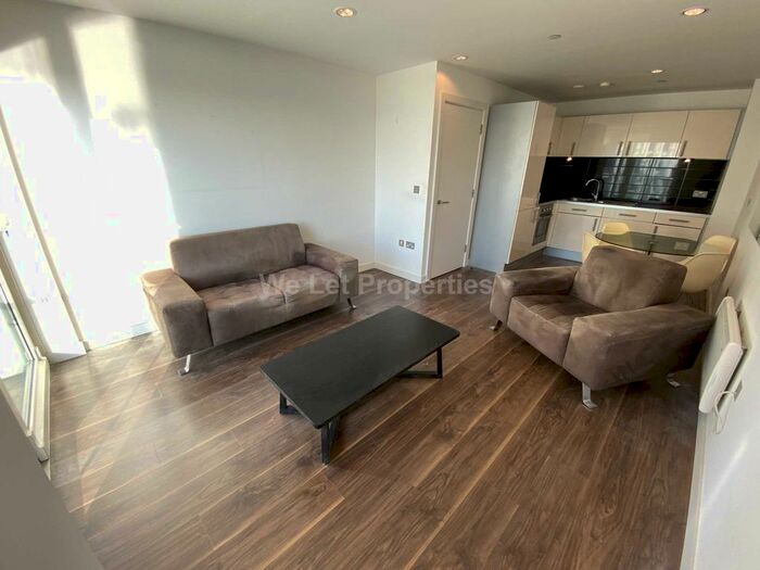 1 Bedroom Flat To Rent In Number One Pink, Salford Quays, M50