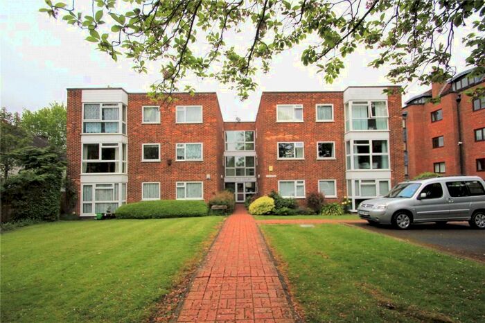 2 Bedroom Apartment To Rent In Conrad Court, The Avenue, Beckenham, Kent, BR3