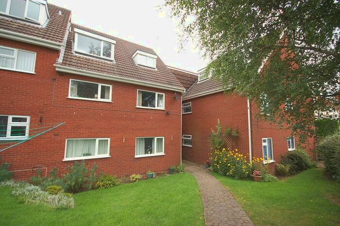 1 Bedroom Flat To Rent In The Poplars, High Street, Pensnett, Brierley Hill, DY5