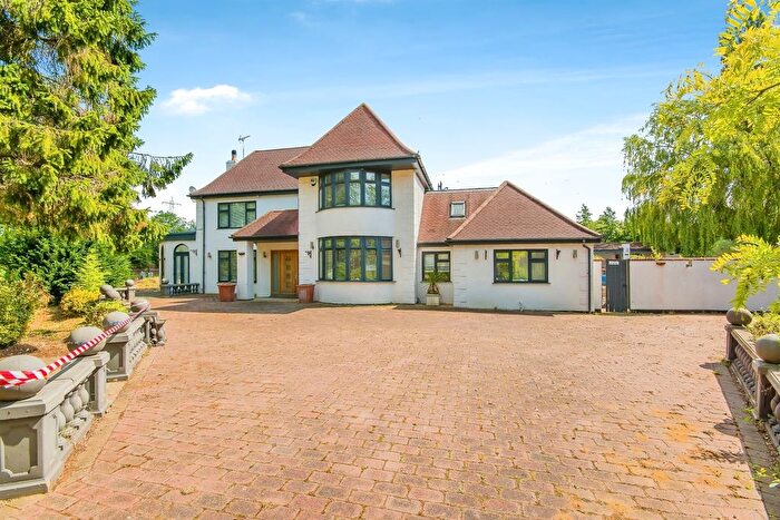 5 Bedroom Detached House For Sale In Bullock Road, Haddon, Peterborough, PE7