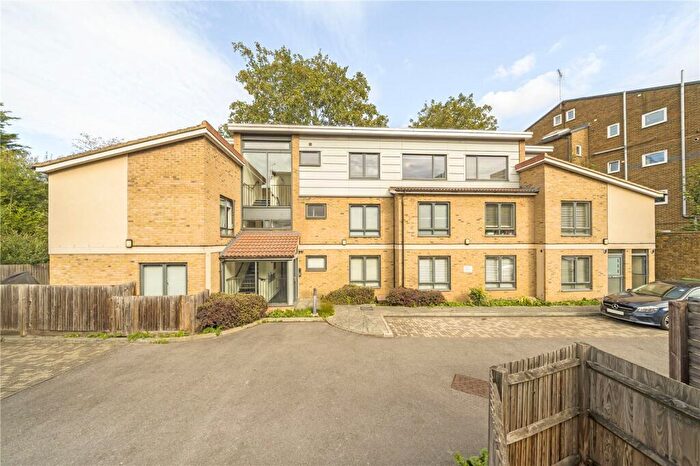 2 Bedroom Flat For Sale In The Curve, Dacre Park, Hither Green, SE13