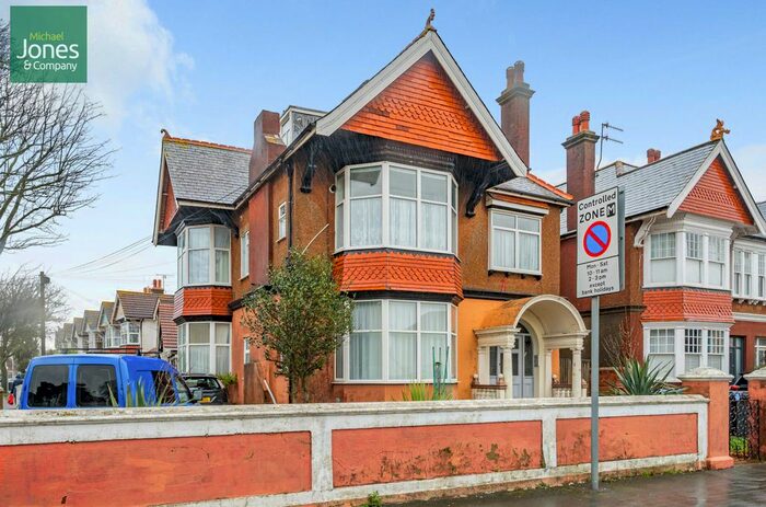 Studio To Rent In Church Walk, Worthing, West Sussex, BN11