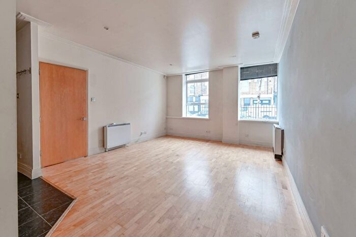 1 Bedroom Flat To Rent In Drayton Park, Highbury, London, N5