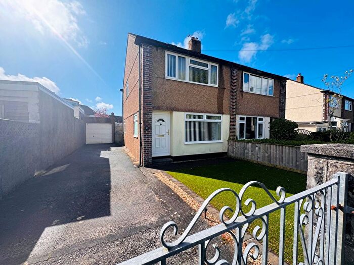 3 Bedroom Semi-Detached House For Sale In Dunstone Road, Plymstock, Plymouth, Devon, PL9