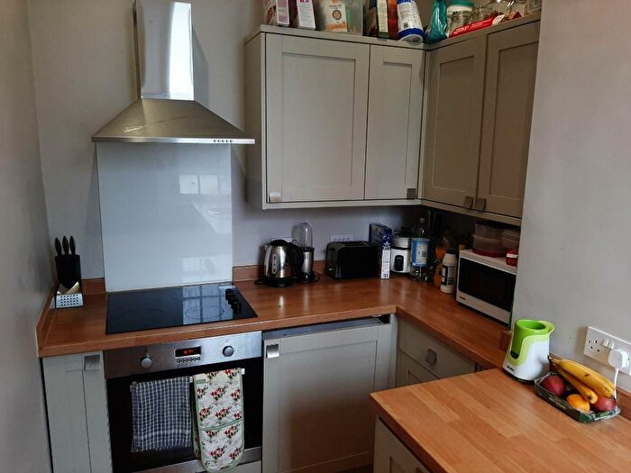 2 Bedroom Flat To Rent In Nicolson Street, Newington, Edinburgh, EH8