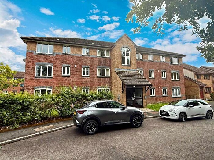 2 Bedroom Property For Sale In Euston Grove, Ringwood, BH24