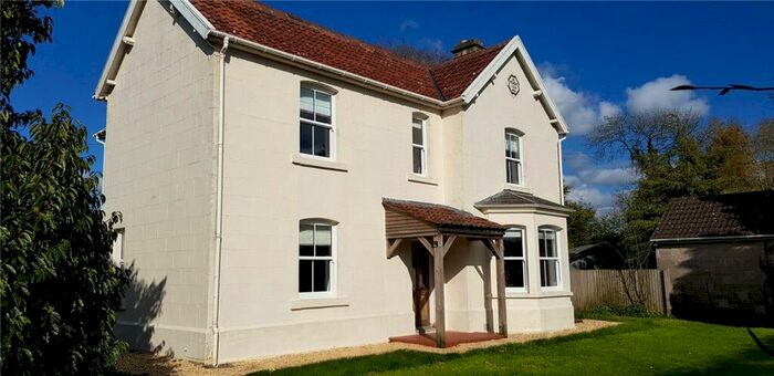 3 Bedroom Detached House For Sale In Stratton-on-the-Fosse, Somerset, BA3