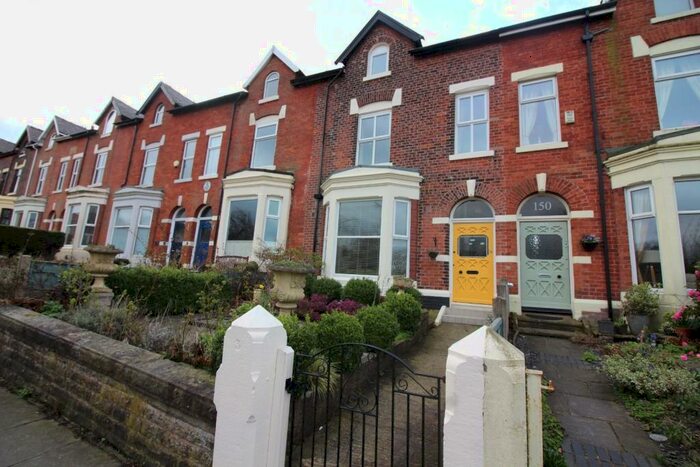 6 Bedroom Terraced House To Rent In Chesham Road, Chesham, Bury, BL9