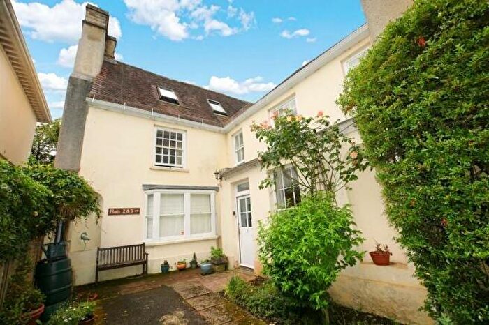 2 Bedroom Apartment To Rent In The Elms, Gloucester Street, Faringdon, SN7