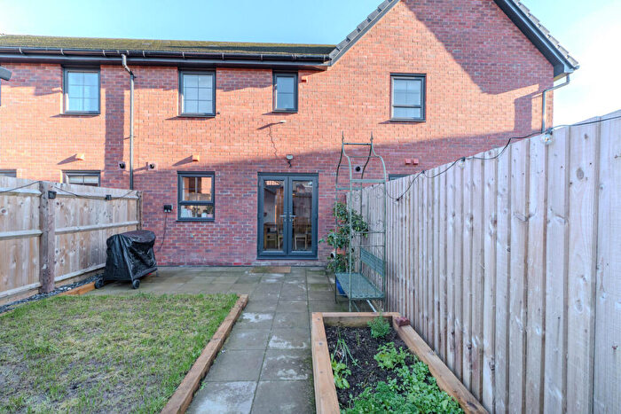3 Bedroom Terraced House For Sale In Finches Close, Chepstow, NP16
