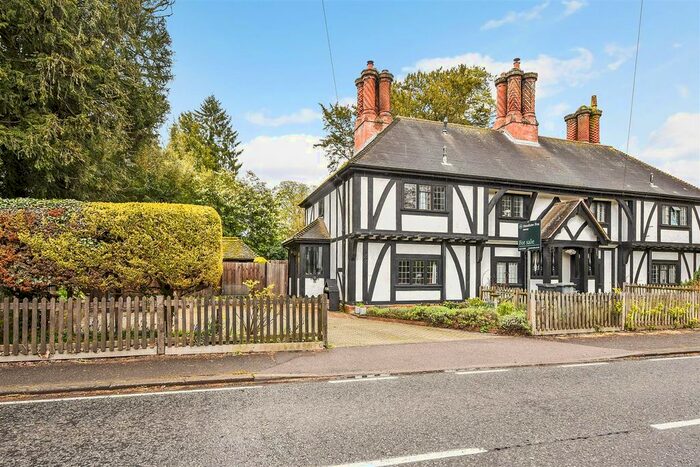 2 Bedroom End Of Terrace House For Sale In Main Road, Hursley, Winchester, SO21
