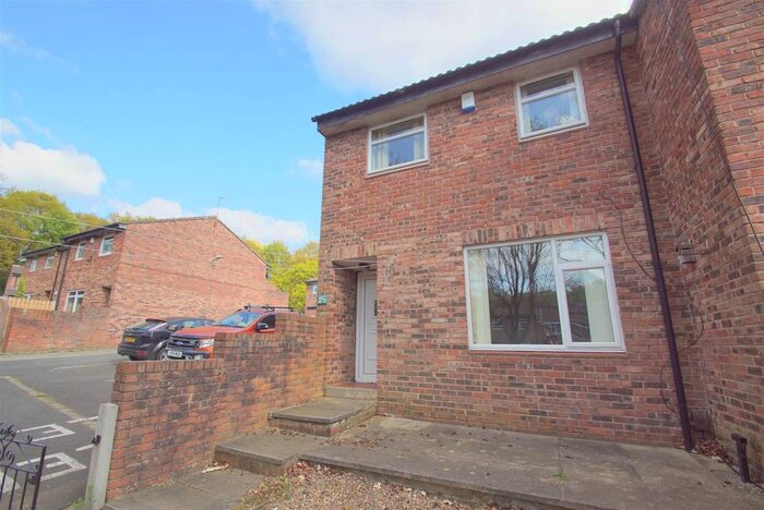 3 Bedroom Semi-Detached House To Rent In Silk Mill Approach, Horsforth, Leeds, LS16