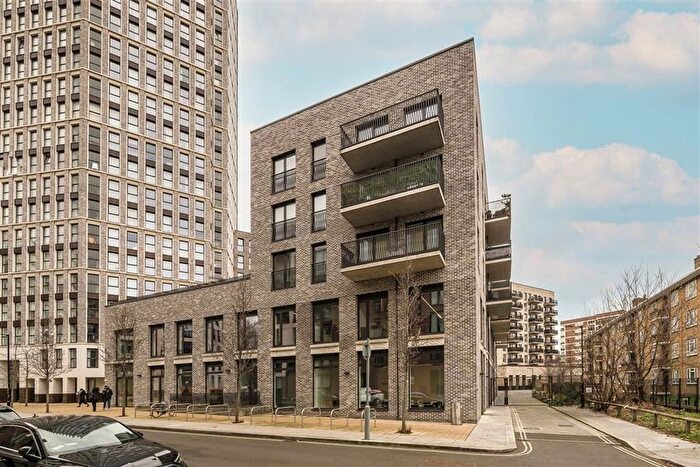 1 Bedroom Flat To Rent In Glade Path, London, SE1