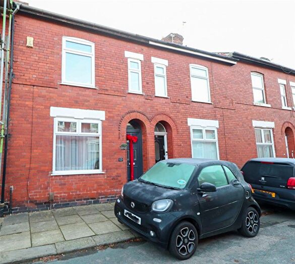 2 Bedroom Terraced House For Sale In Peacock Avenue, Salford, M6