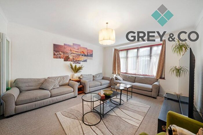 3 Bedroom Semi Detached House For Sale In Park Chase, Wembley, Middlesex, HA9