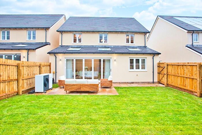 4 Bedroom Detached House For Sale In Limestone Way, Bleadon, BS24