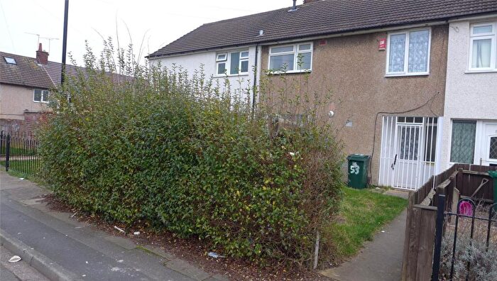 3 Bedroom Terraced House To Rent In The Bentree, Stoke Aldermoor, Coventry, West Midlands, CV3